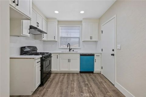 Tiny photo for 766 Lincoln Street, Hanford, CA 93230 (MLS # FR25251741)