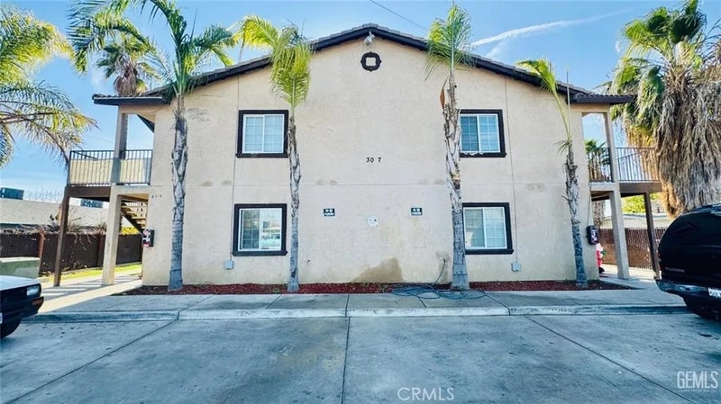 3017 Potomac