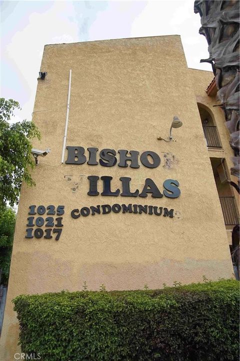 Photo of 1021 W Bishop St #212/I, Santa Ana, CA 92703 (MLS # OC26078656)