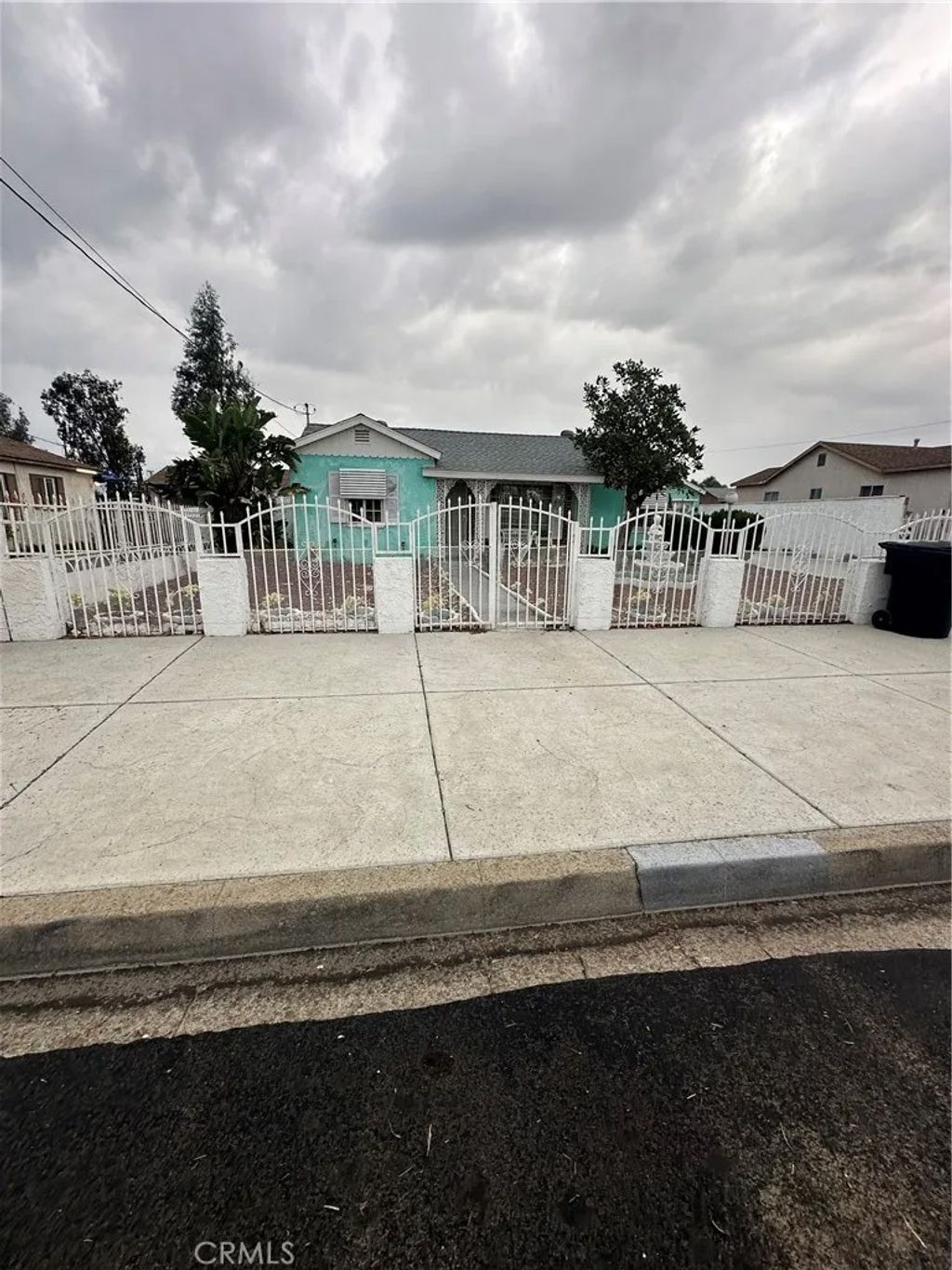 Photo of 14828 Rosemary Drive, Fontana, CA 92335 (MLS # DW25266069)