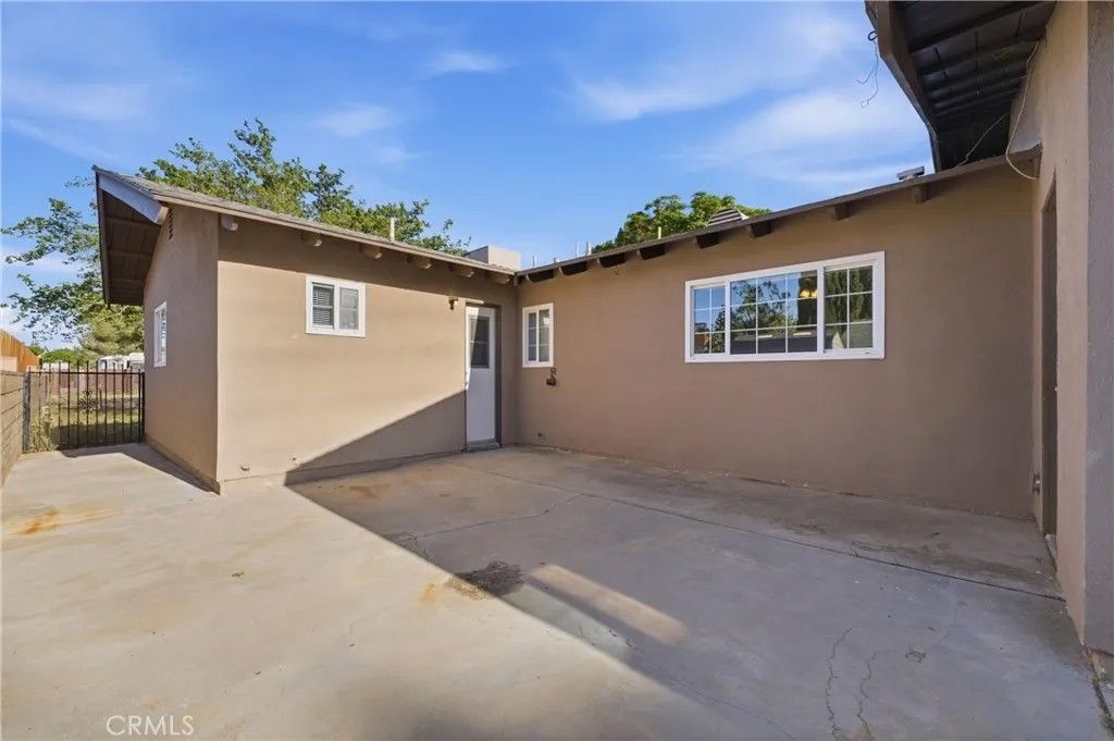 Photo of 42244 55th St, Lancaster, CA 93536 (MLS # SR26090394)