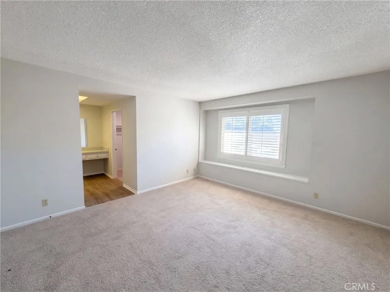 5142 Sumac Ridge Drive
