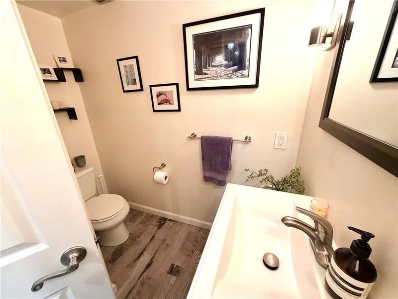 5308 W 190th Street