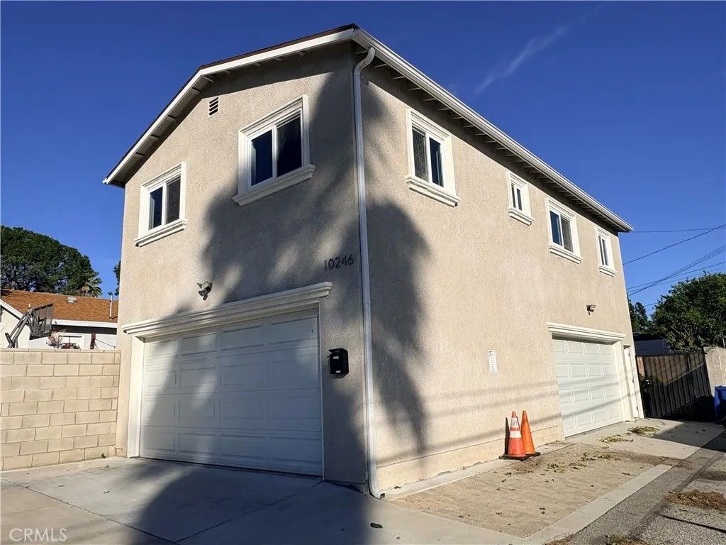 Photo of 10246 Odessa, Granada Hills, CA 91343 (MLS # SR26007721)