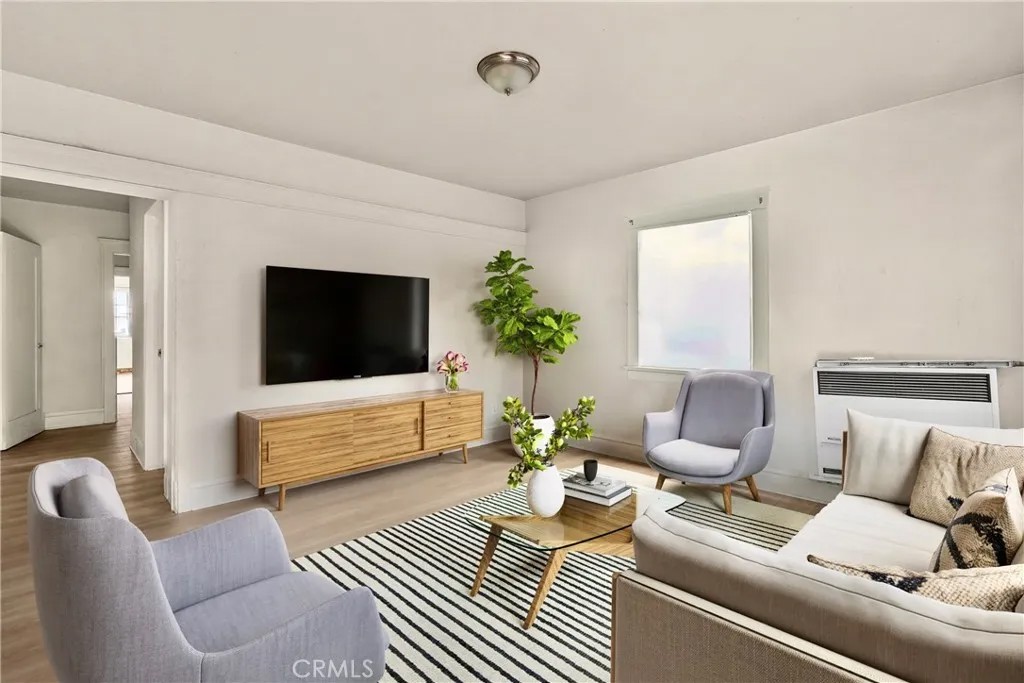 508 W 10th