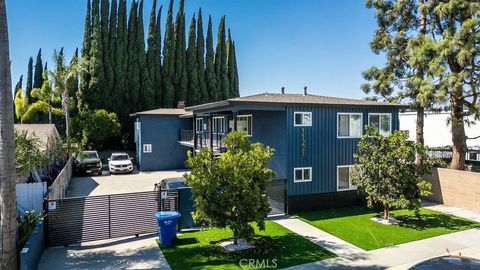 Photo of 11221 Pangborn Avenue, Downey, CA 90241 (MLS # DW25276595) Photo of 11221 Pangborn Avenue, Downey, CA 90241 (MLS # DW25276595)