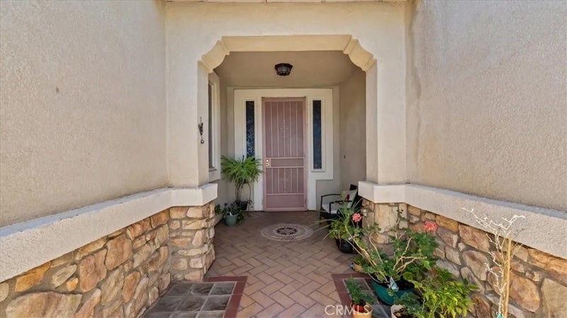 17681 View Mount Court