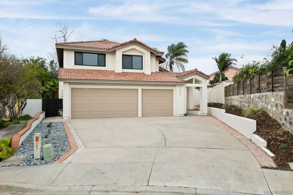 Photo of 11579 Lorirae Pl, San Diego, CA 92126 (MLS # 260003622)