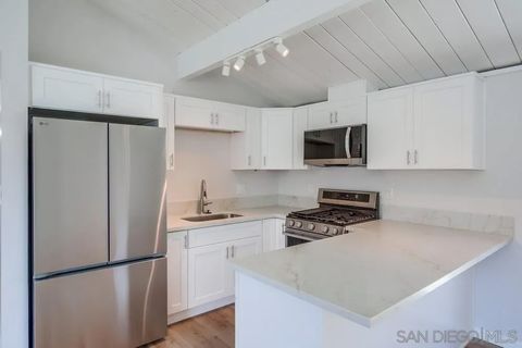 2609-2611 Montclair St San Diego CA 92104