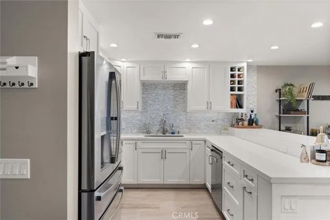 Tiny photo for 6101 Marina Pacifica Drive #KEY 16, Long Beach, CA 90803 (MLS # PW25235055)