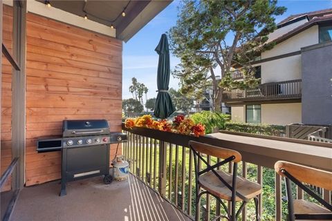 Tiny photo for 6101 Marina Pacifica Drive #KEY 16, Long Beach, CA 90803 (MLS # PW25235055)