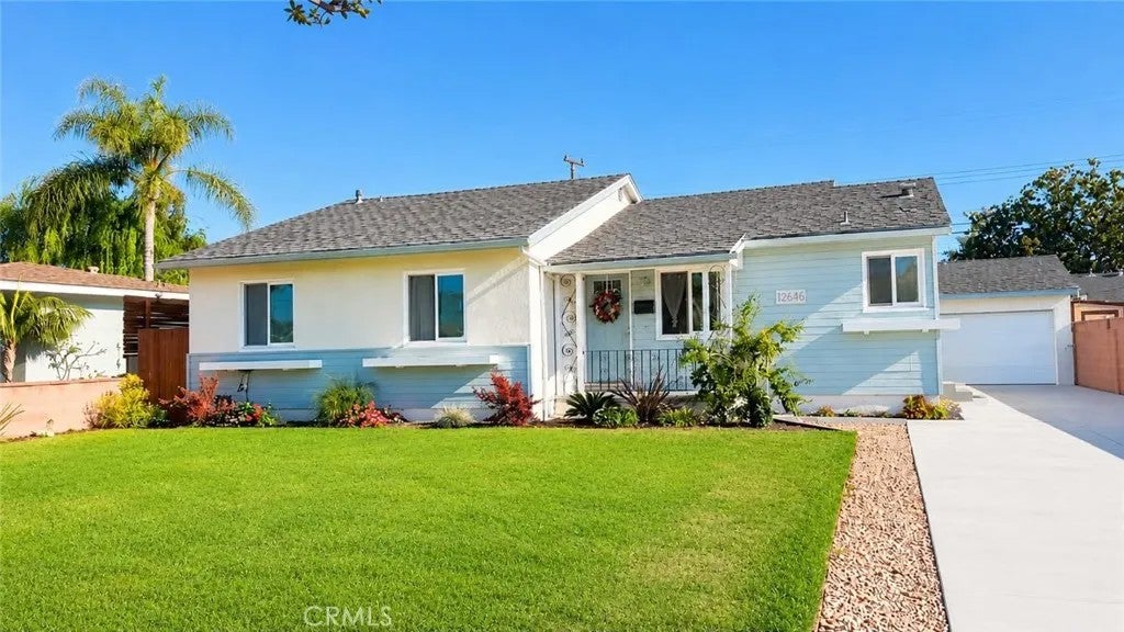 12142 Stanford
