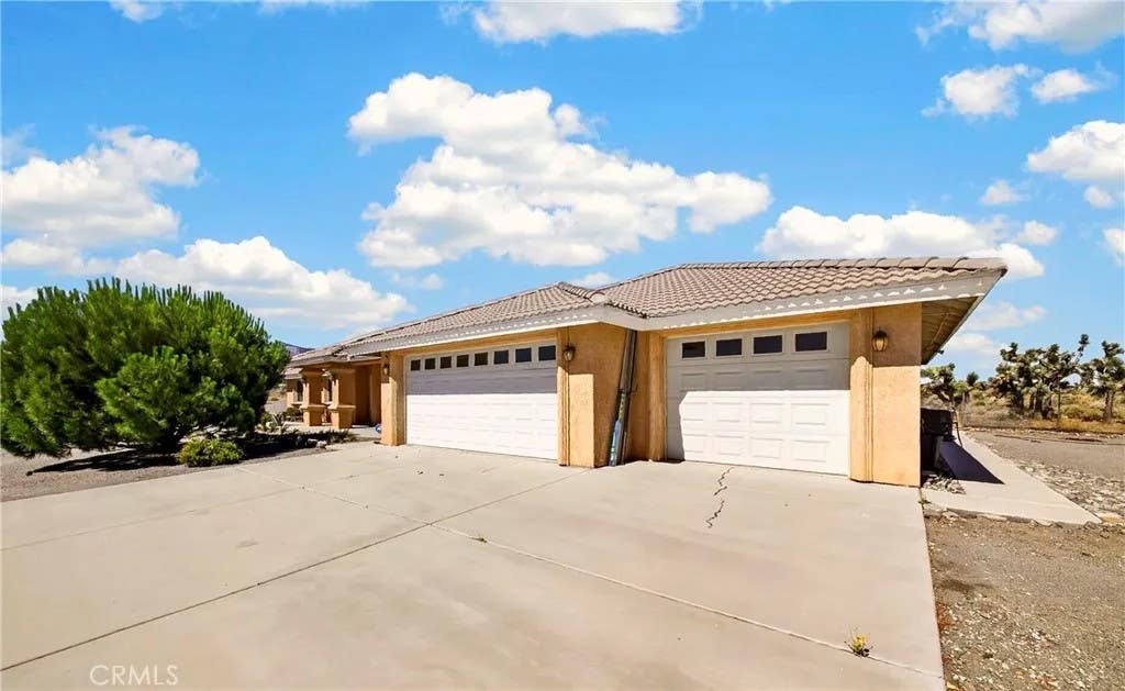 Photo of 10624 Nugget RD, Phelan, CA 92371 (MLS # PW26151774)