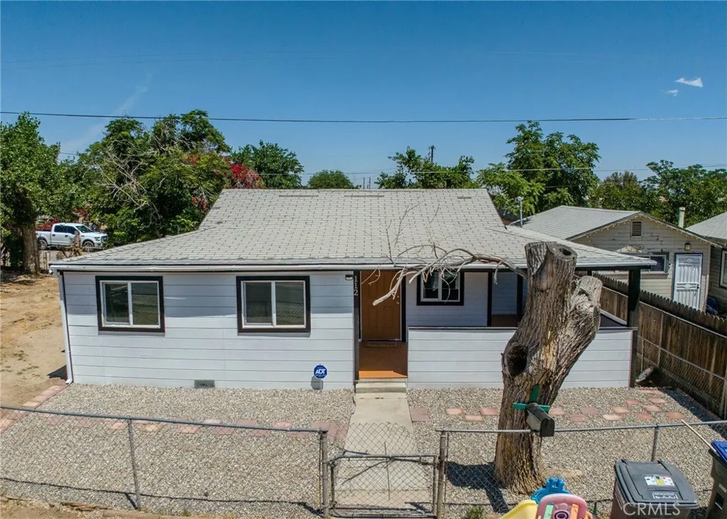 112 Crystal St