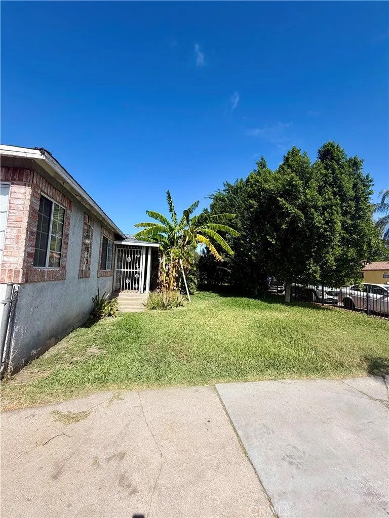 1060 Myrtle Drive
