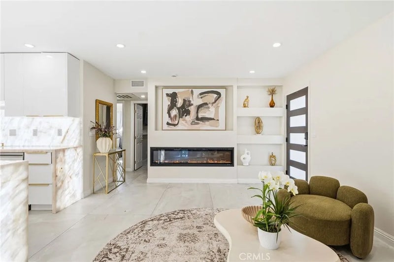24812 Pitcairn