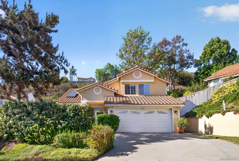 Photo of 2141 Emberwood Way, Escondido, CA 92029 (MLS # 260023312)