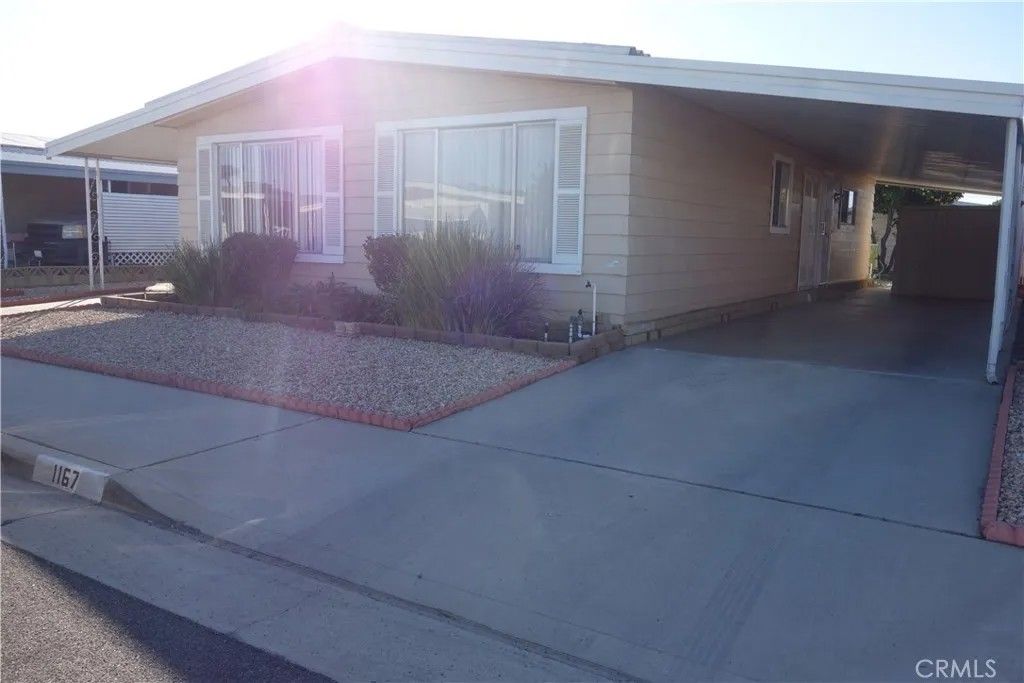 Photo of 1167 Via Del Mesa, Hemet, CA 92543 (MLS # IV26022860)