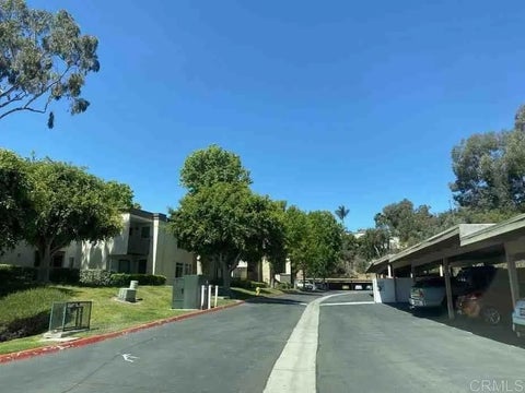 Photo of 432 Edgehill Lane #15, Oceanside, CA 92054 (MLS # PTP2606559)