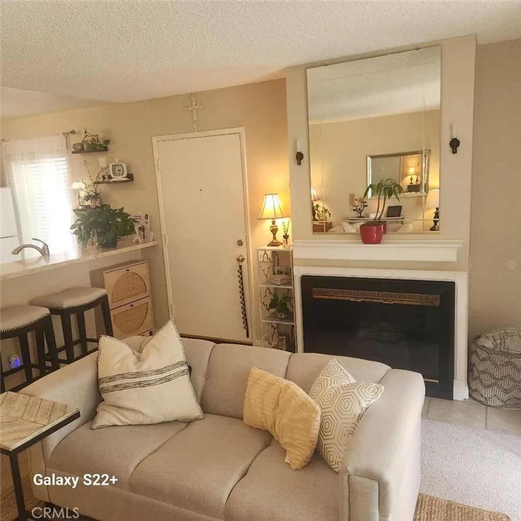 Photo of 2821 S Fairview St, Santa Ana, CA 92704 (MLS # PW26079365)