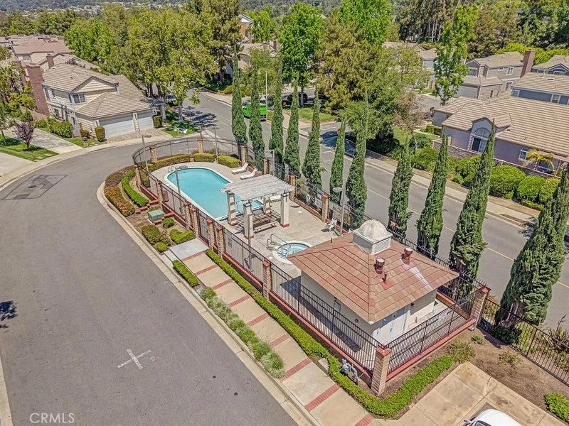 3246 Barn Owl Way