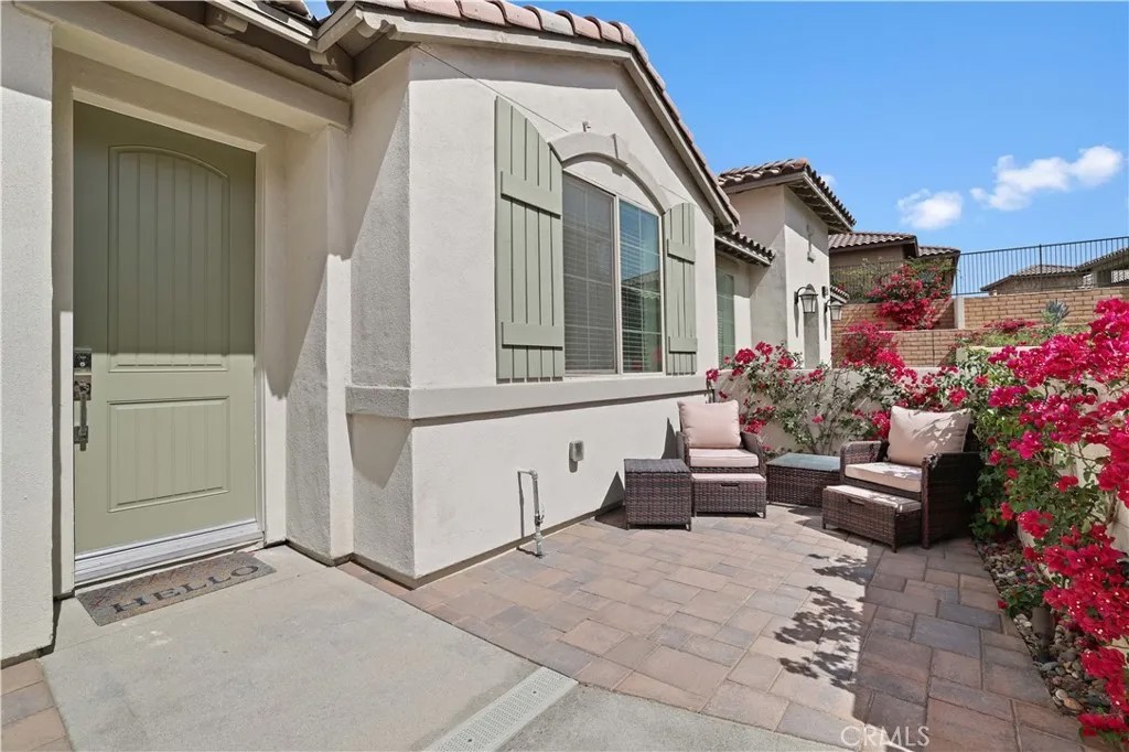 80138 Whisper Rock Way
