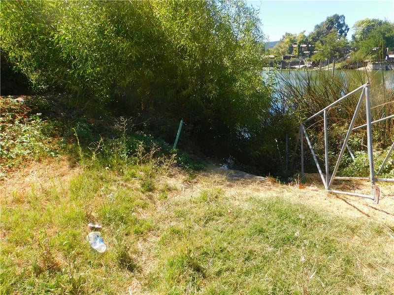 13550 Lower Lakeshore