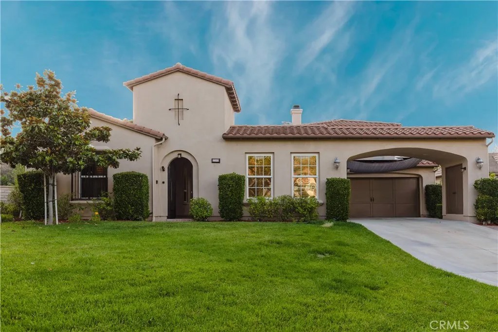 27101 Buckskin Lane