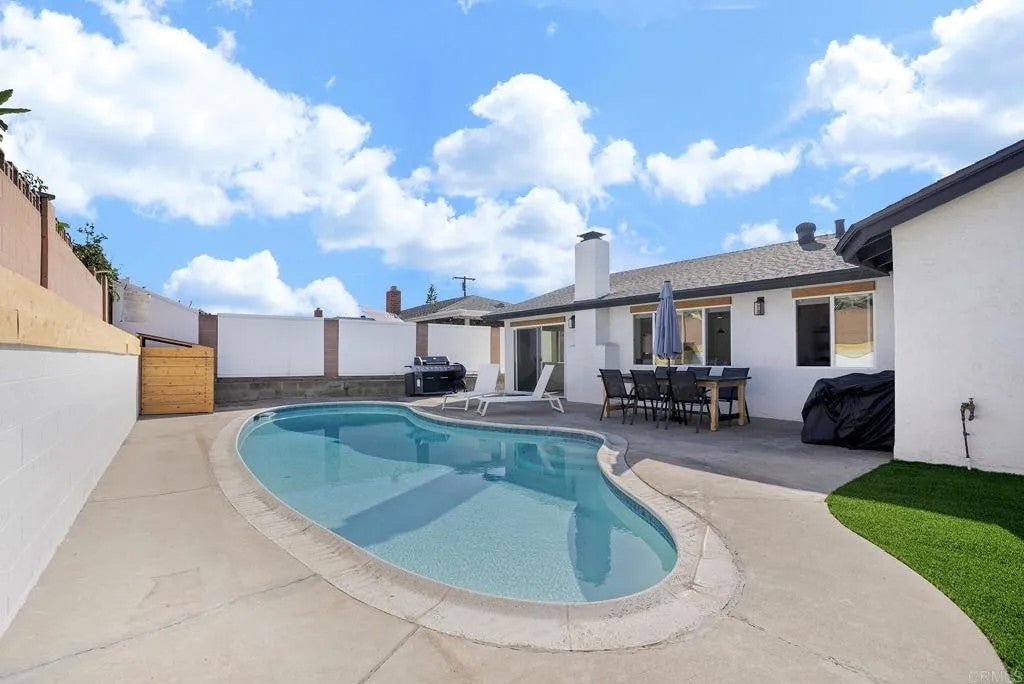 953 Maria Way