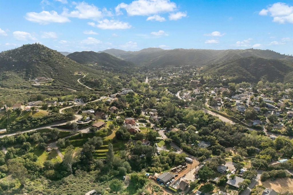 Photo of Silverbrook Dr, El Cajon, CA 92019 (MLS # 260005791)