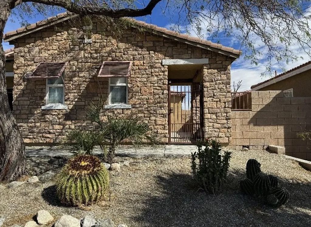 Photo of 62546 N Starcross Dr, Desert Hot Springs, CA 92240 (MLS # BB26057351)