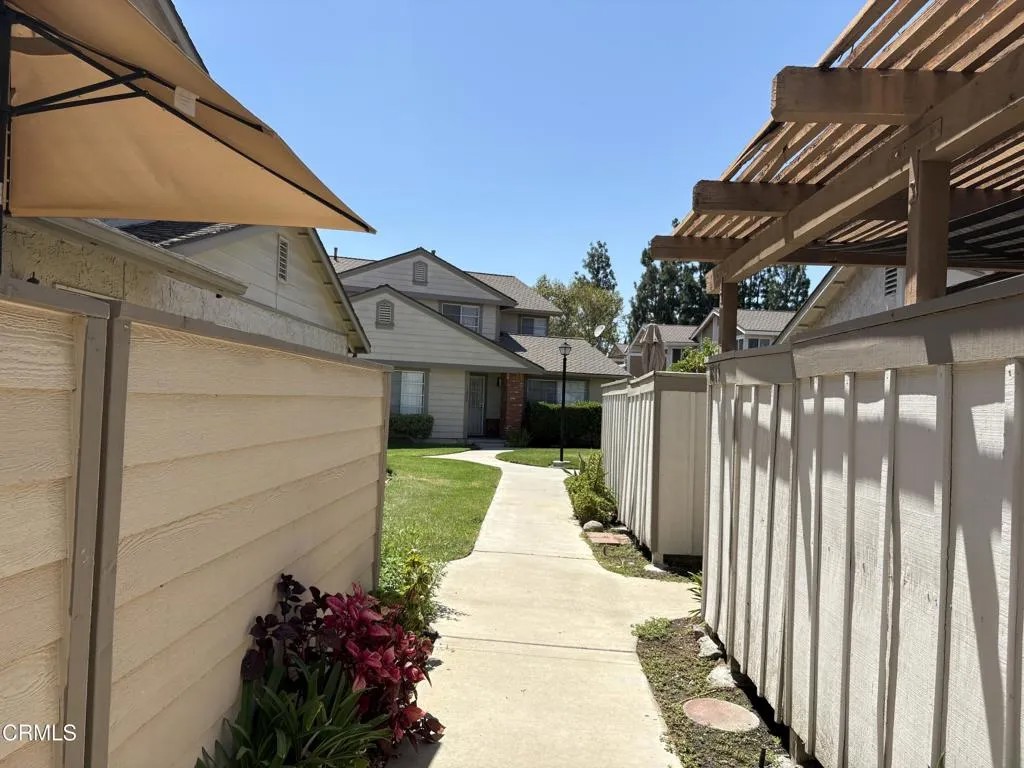 1811 Ewing Court 28