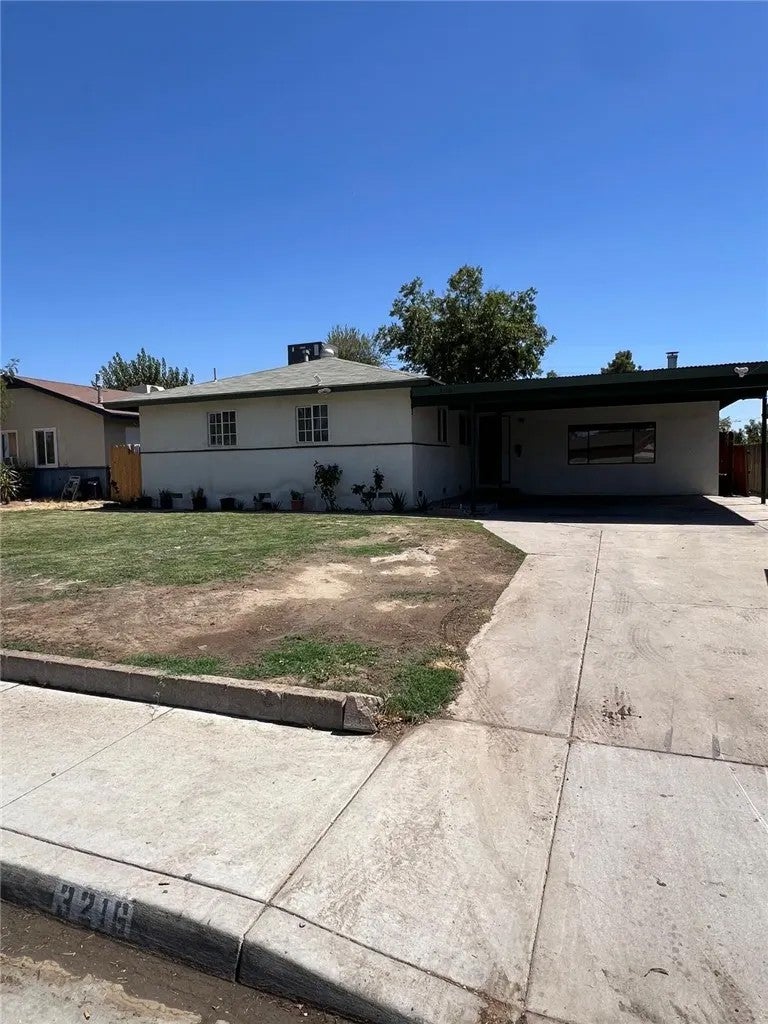 3216 Laurel