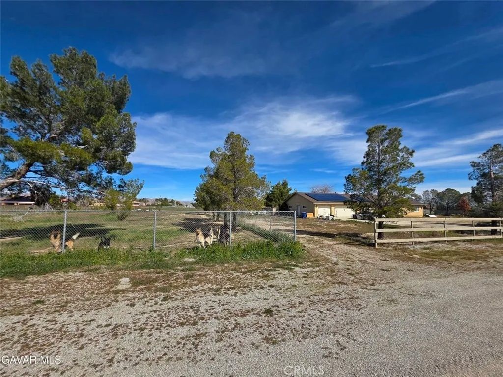 Photo of 7241 W Avenue A2, Lancaster, CA 93536 (MLS # SR26097463)