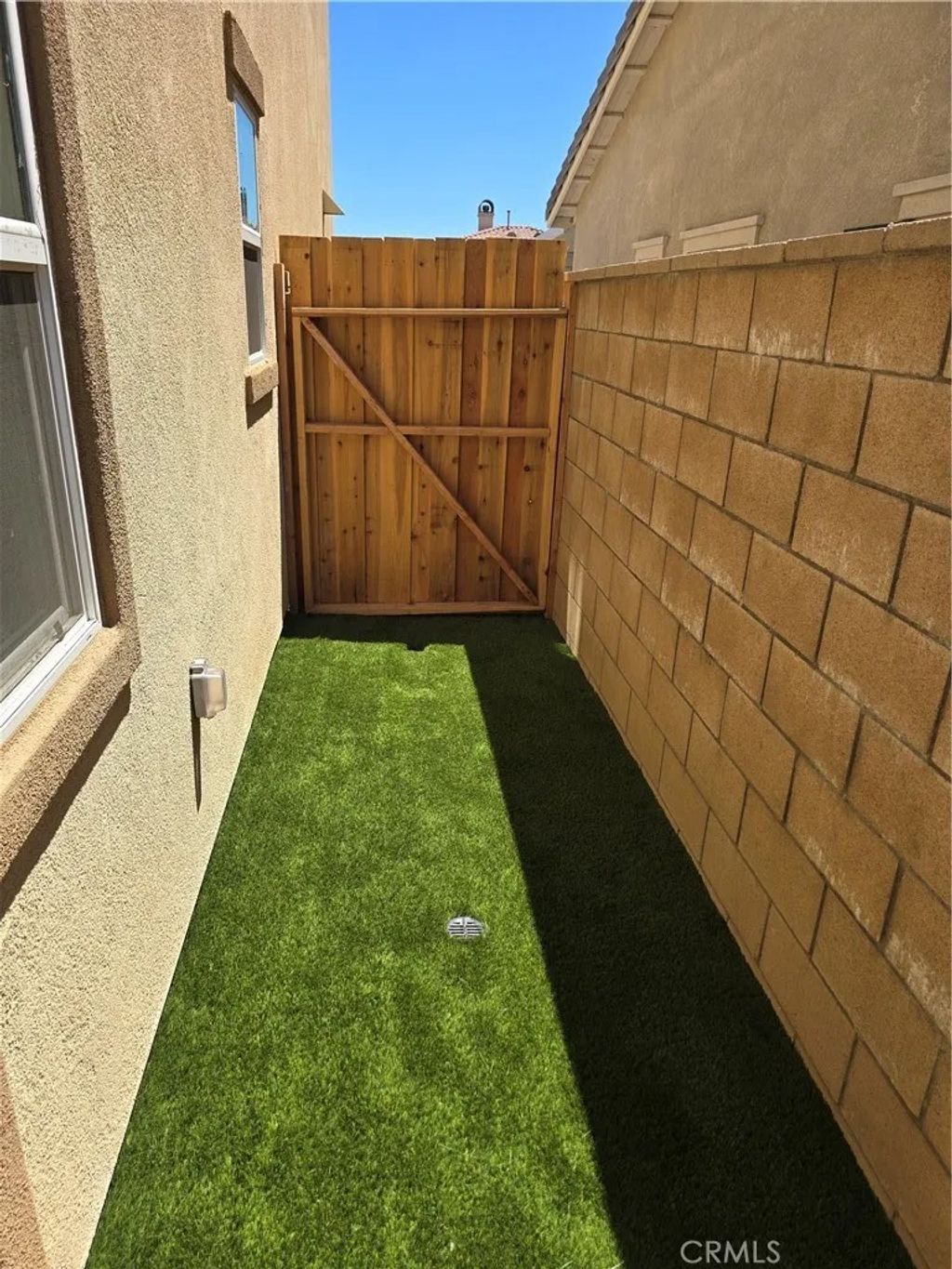 Photo of 15547 Kings Peak Dr, Fontana, CA 92336 (MLS # CV25278355)