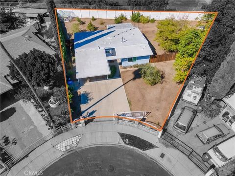 Tiny photo for 9547 Rincon Avenue, Pacoima, CA 91331 (MLS # BB25194008)