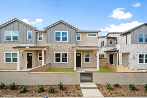 Photo of 265 shoveler, Irvine, CA 92618 (MLS # OC26013520)