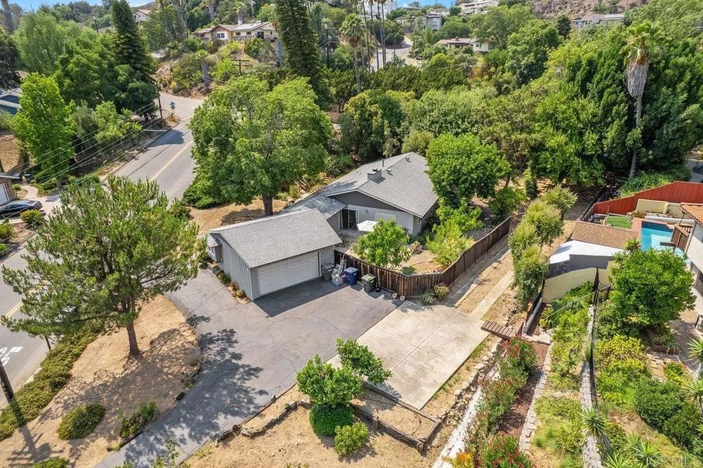 9680 Vista Del Sol