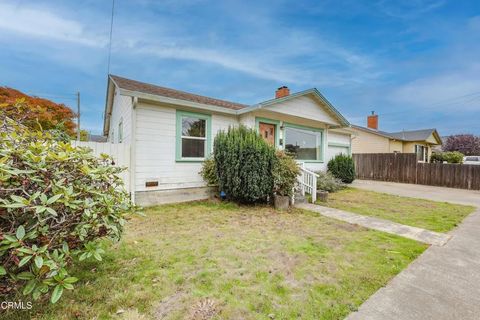Tiny photo for 826 Cedar Street, Fort Bragg, CA 95437 (MLS # C1-11175)