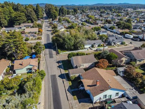 Tiny photo for 826 Cedar Street, Fort Bragg, CA 95437 (MLS # C1-11175)