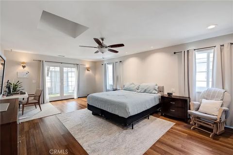 Tiny photo for 2905 Magnolia Avenue, Long Beach, CA 90806 (MLS # SB25201315)