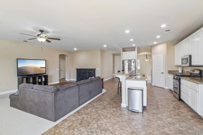 11976 Foothills River Ln