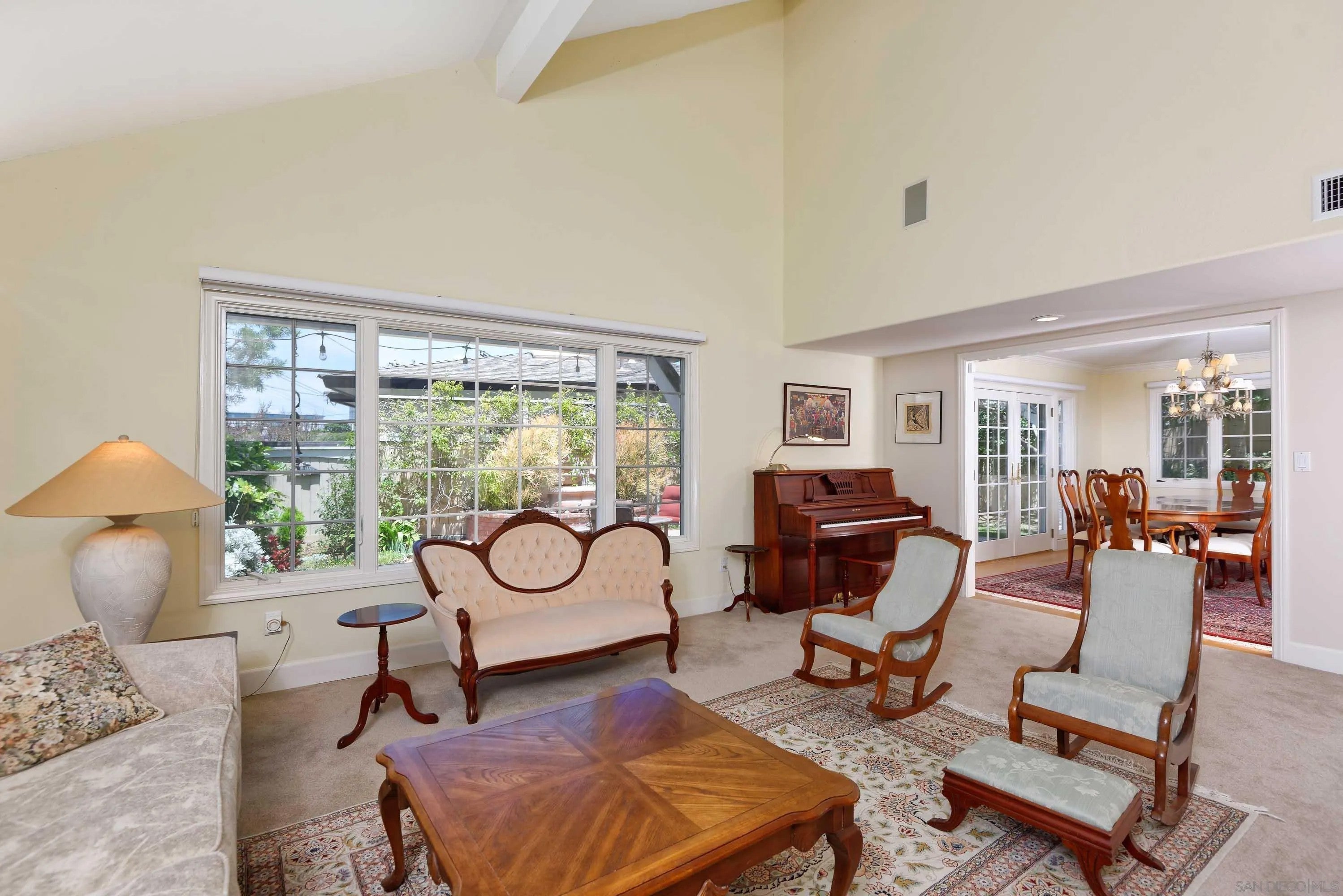 8745 Robin Hood Lane