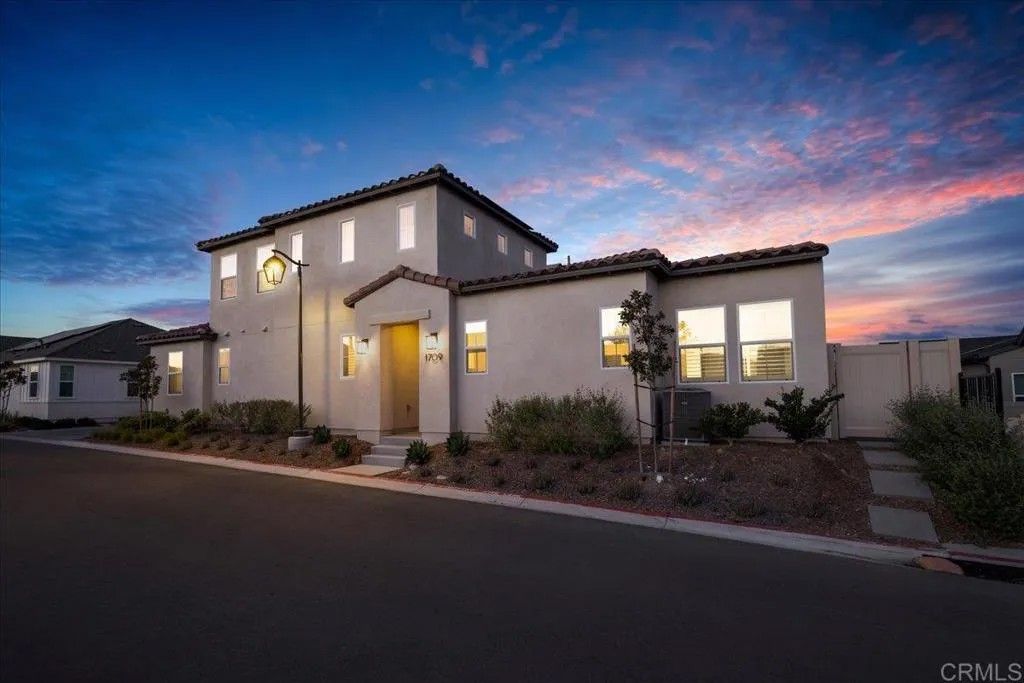 Photo of 1709 Avenida Tealing, Chula Vista, CA 91913 (MLS # PTP2602584)