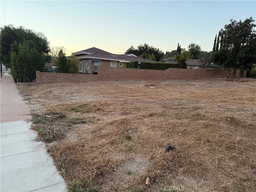 Photo of 2877 Avenida Simi, Simi Valley, CA 93065 (MLS # SR26187505)