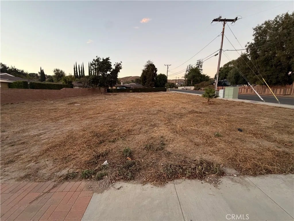 Photo of 2877 Avenida Simi, Simi Valley, CA 93065 (MLS # SR26187505)