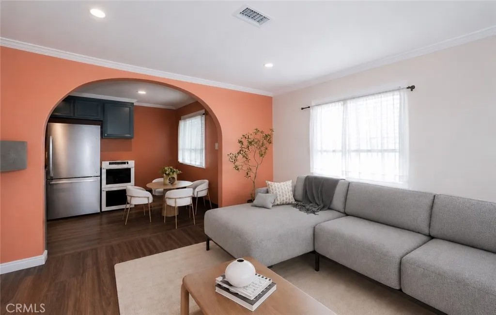 12 Hickock lane