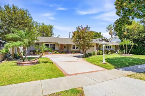 Photo of 1613 Dorothy Lane, Fullerton, CA 92831 (MLS # SW26175413) Photo of 1613 Dorothy Lane, Fullerton, CA 92831 (MLS # SW26175413)