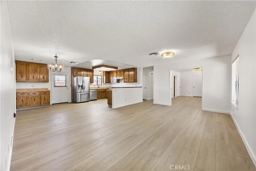 219 W Church
