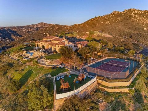 18000 Sunset Point Road Poway CA 92064